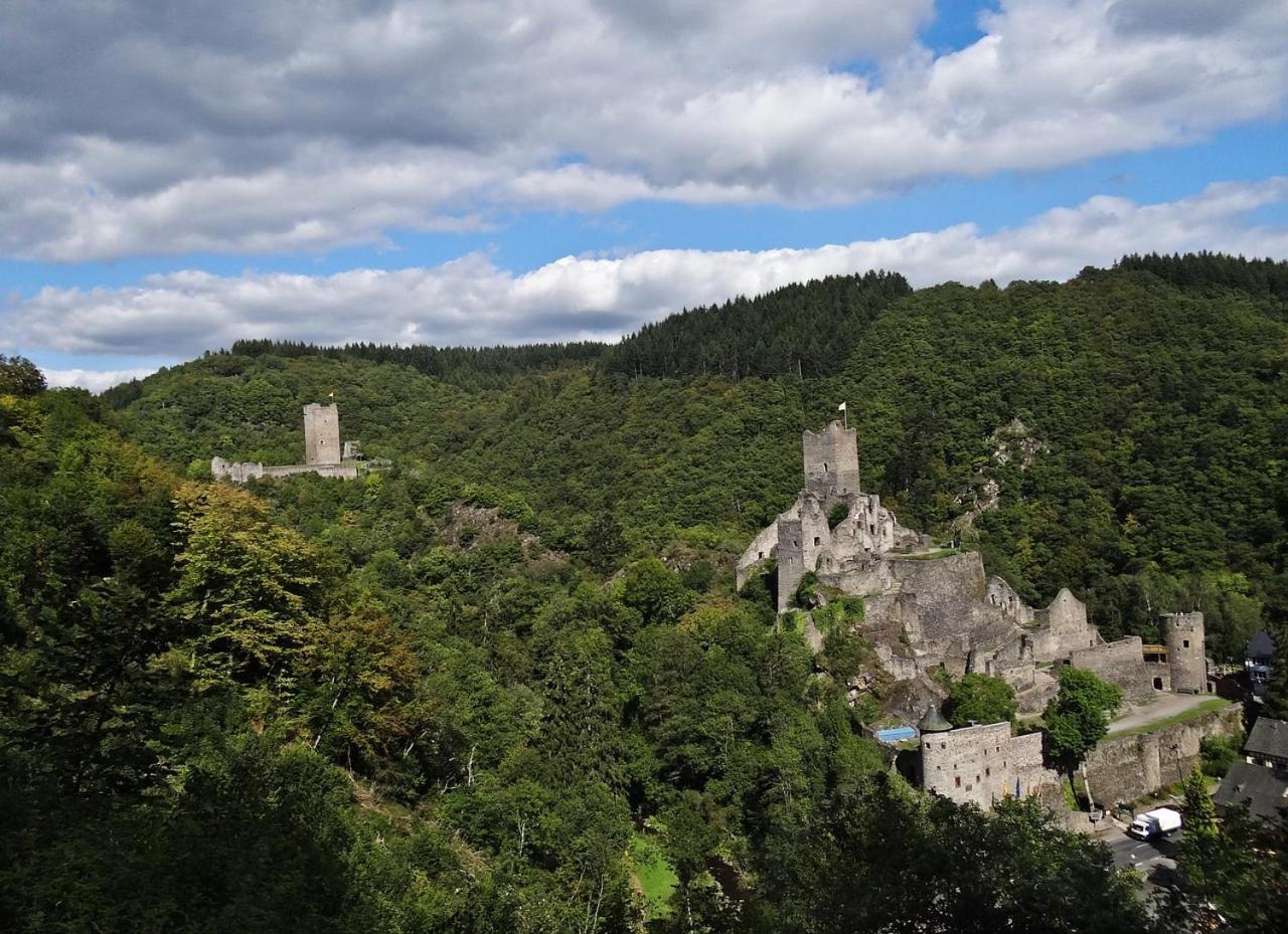 Eifel21 - Stilvolles Haus In Der Vulkaneifel Bleckhausen Kültér fotó